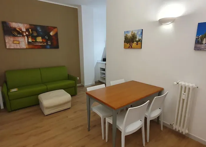 Iris Qsella Apartament